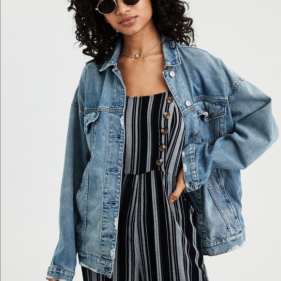 American Eagle Outfitters Jackets & Blazers - AEO •Oversized trucker jacket•